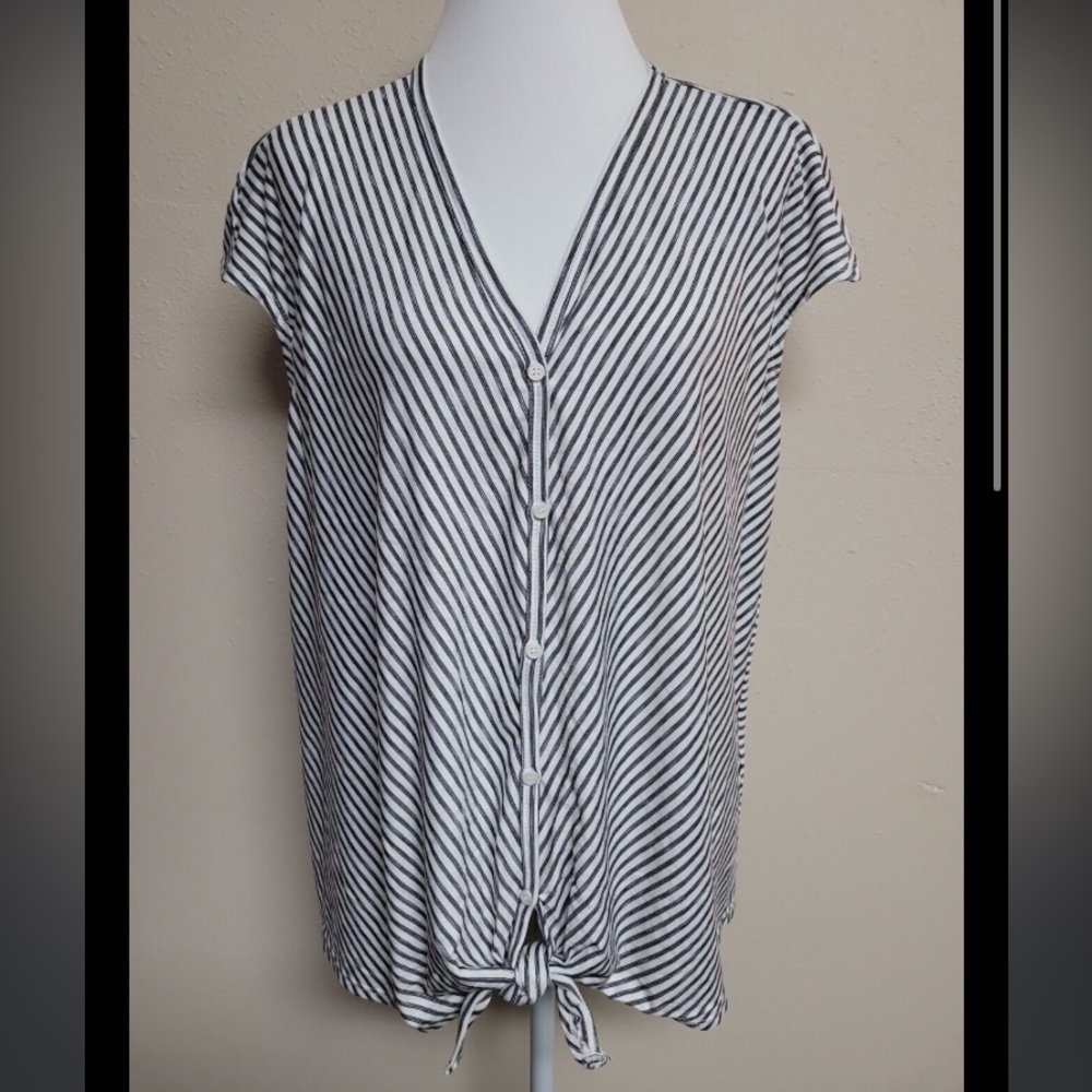 ☀️MAX STUDIO Women's Blouse